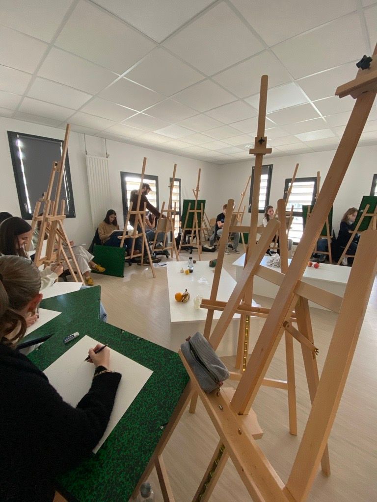 Photo Condé Lille campus intérieur - salle de dessin