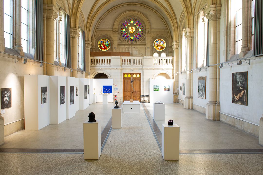Photo intérieure Campus de Condé Nancy - salle d'exposition la chapelle