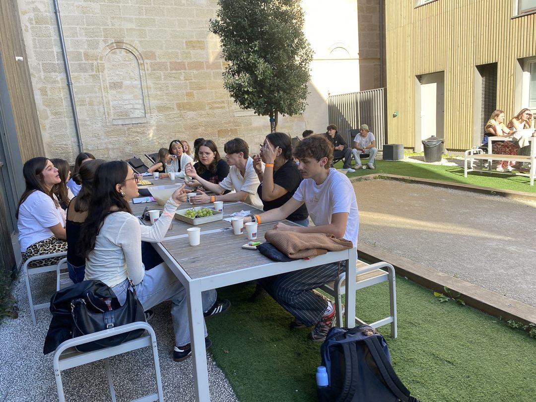 conde_accueille_ses_futurs_etudiants_dans_les_campus_24