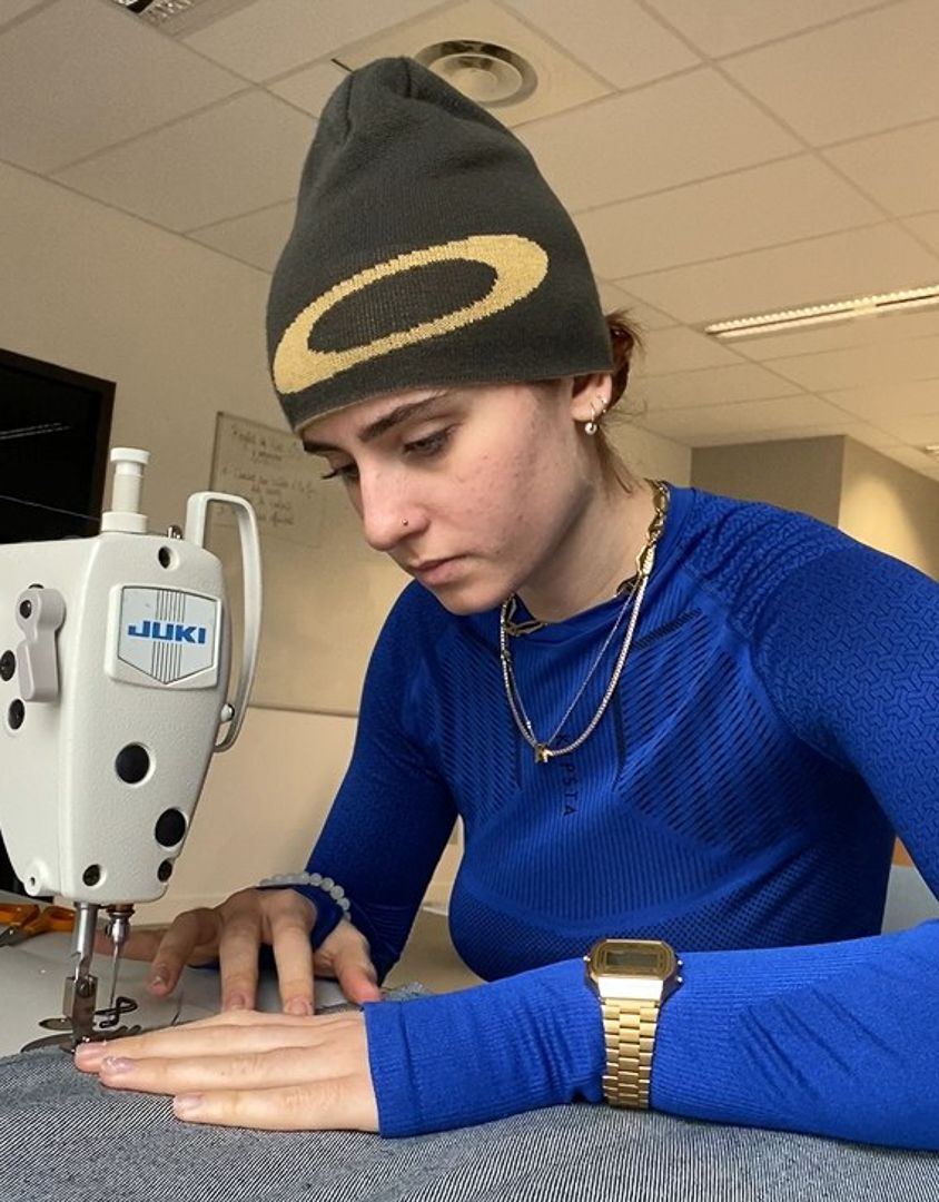 katell_legendre_gagne_le_concours_talons_aiguilles_pour_sa_collection_streetwear_4