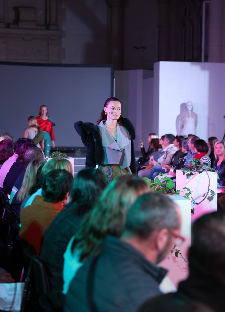 regeneration_le_defile_engage_de_l_ecole_de_conde_nancy_10