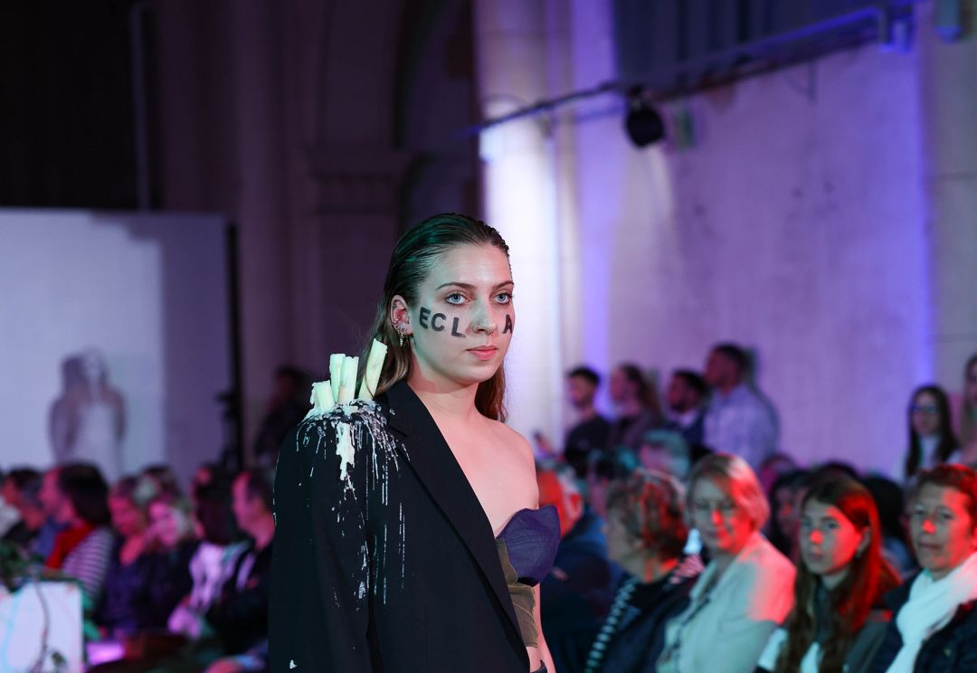 regeneration_le_defile_engage_de_l_ecole_de_conde_nancy_13