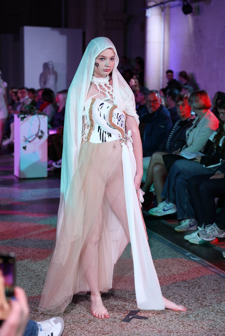 regeneration_le_defile_engage_de_l_ecole_de_conde_nancy_9