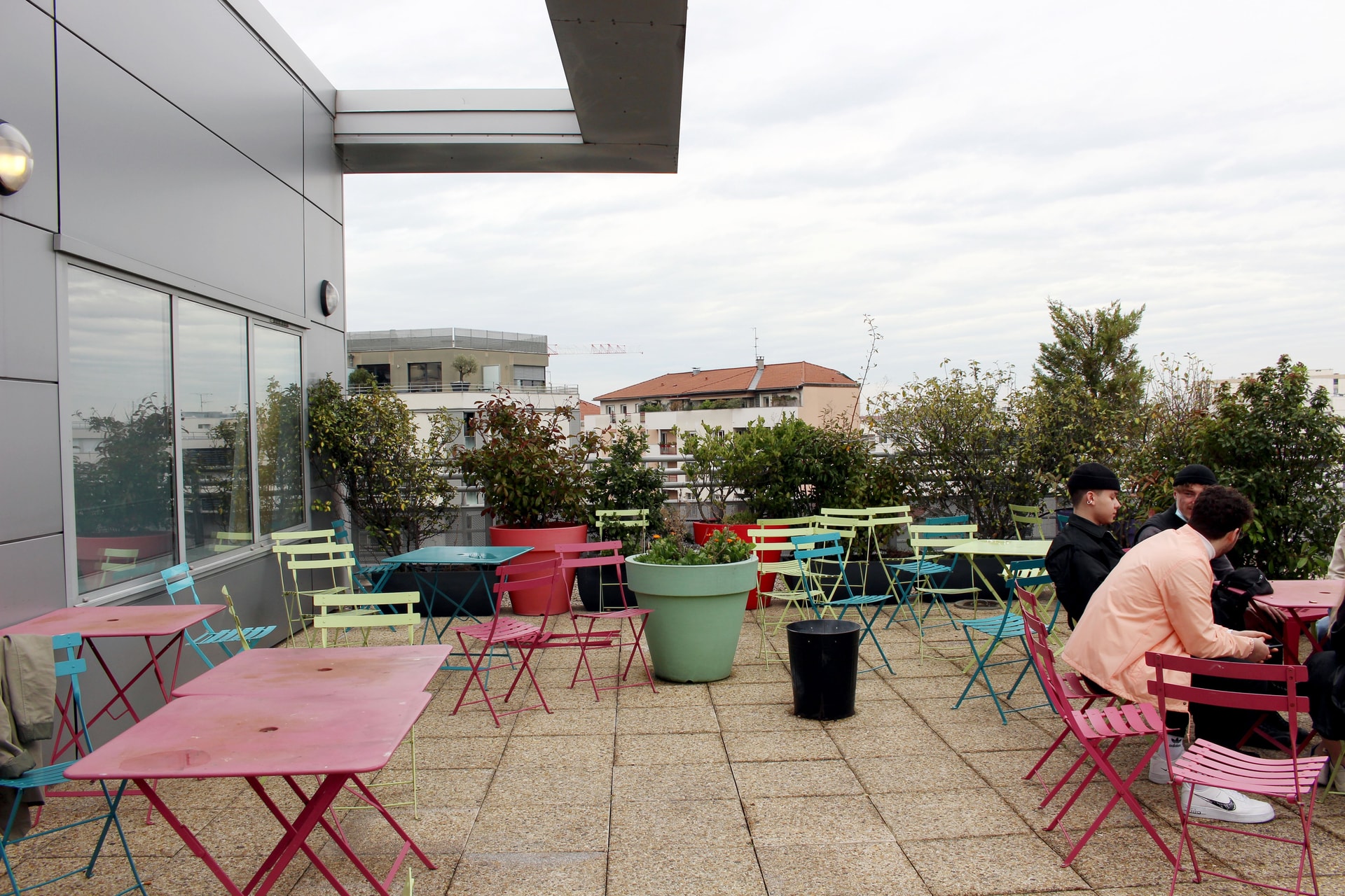 Conde lyon image campus terrasse exterieure